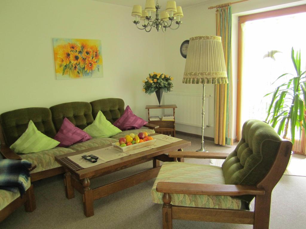 Pension Klein Und Ferienwohnungen (Adults Only) Bodenmais Quarto foto